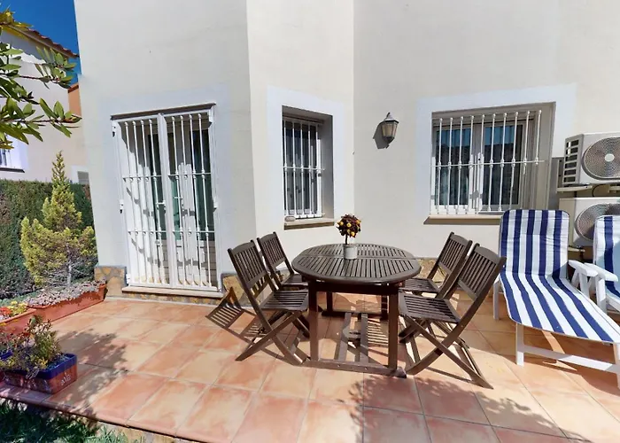 Nova By On Travel Oliva